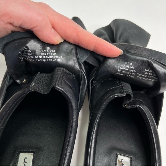 HALOGEN Manny Black Leather Twist Knotted Bow Slip-on White Rubber Sneaker Shoes - Picture 10 of 12